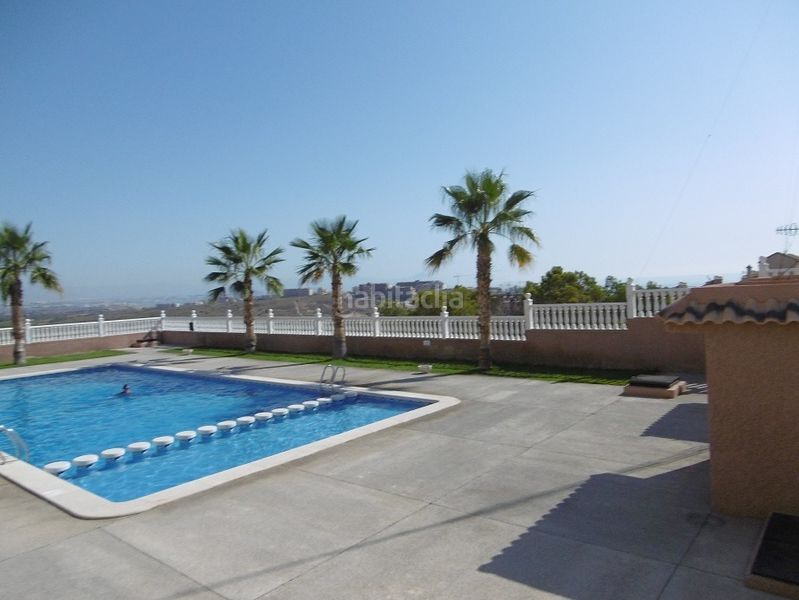 Foto 7f89e7e8-d2ed-4f0c-8c1a-2196e8eb9d74. Casa amb piscina a Monte y Mar Santa Pola