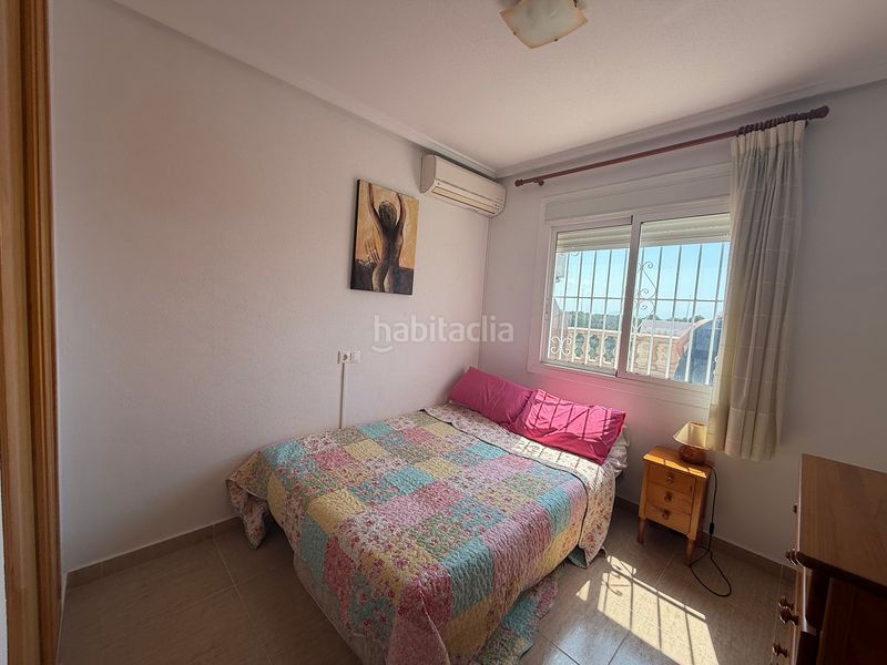 Foto aabd8dd7-0542-4525-a294-edc5b882b6c5. Casa amb piscina a Monte y Mar Santa Pola