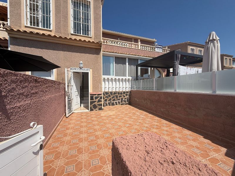 Foto bdc314e9-d8d5-4638-a990-28656df580a9. Casa amb piscina a Monte y Mar Santa Pola