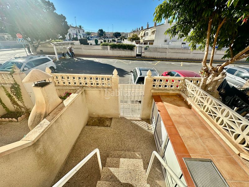 Foto 1cfb5614-b3d1-45c9-8f1c-a1f61bc27706. Casa adossada amb xemeneia aparcament piscina a Monte y Mar Santa Pola