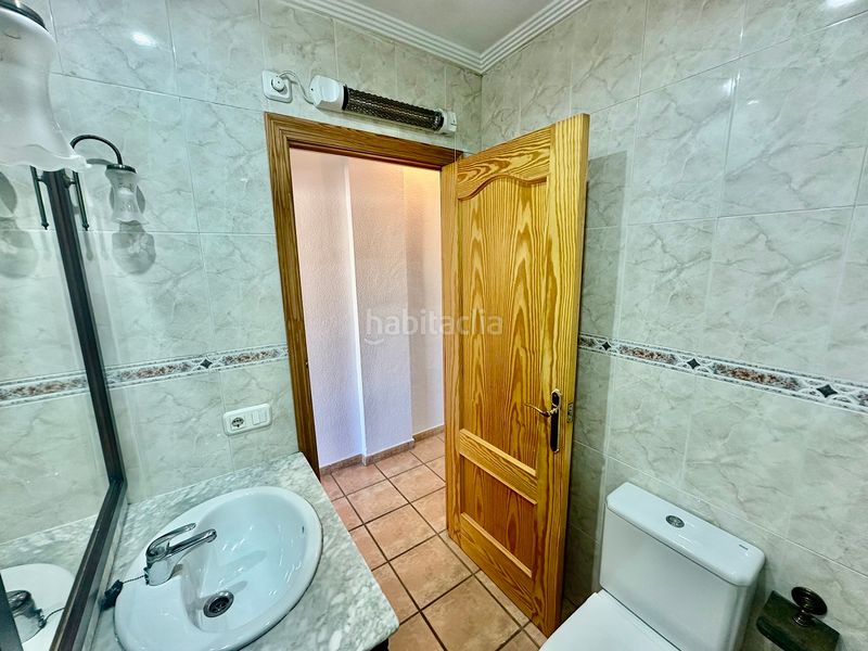 Foto f2230e3f-b17b-4f61-806f-4ad332947d02. Casa adossada amb xemeneia aparcament piscina a Monte y Mar Santa Pola