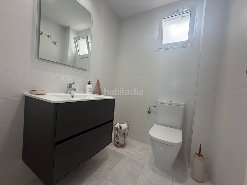 Foto 9bd39135-f712-4177-b4d1-1786c51be839. Casa adossada amb piscina a Gran Vista-Olivo de Oro Santa Pola