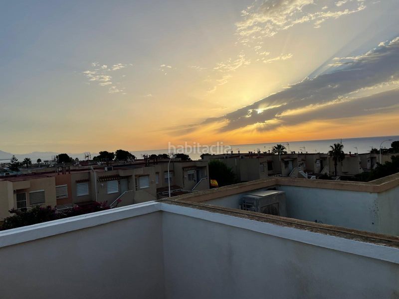 Foto e49a29e9-2a21-421a-85af-1565bd337899. Semi detached house in avinguda d'escandinàvia 23 in Santa Pola