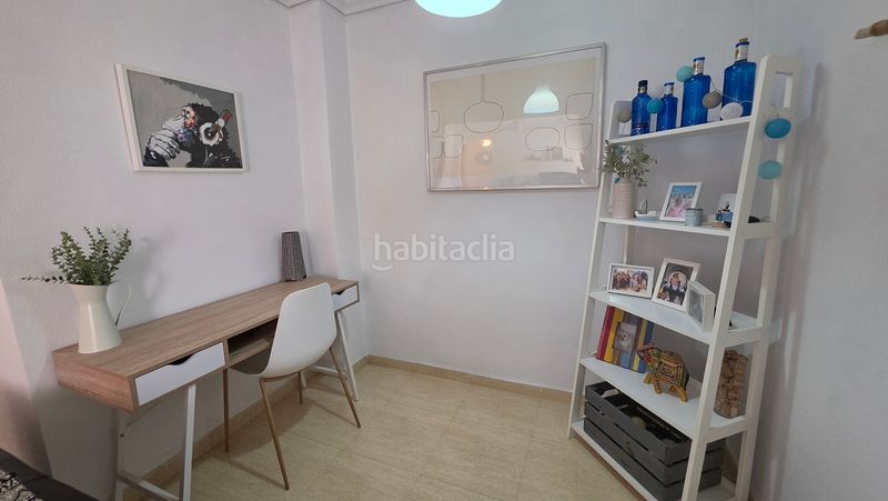 Foto 1294b130-29de-4efa-8885-4a5764da1444. Ground floor in calle canarias 8 in Monte y Mar Santa Pola