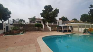 Chalet  N/a