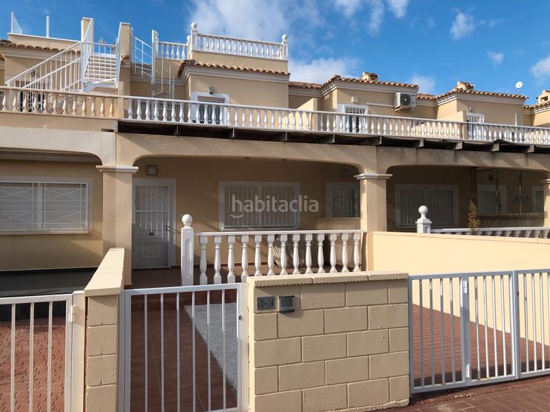 Foto f0bcd384-2dde-40f6-8334-f9f6fddda0fd. Casa adosada en Lomas de Cabo Roig - Los Dolses Orihuela