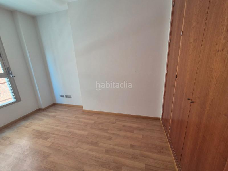 Foto db7b0735-20aa-4f0d-be1d-a84e14a3ba32. Alquiler piso en Alcantarilla