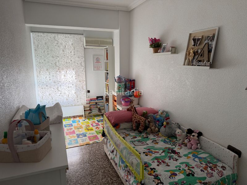 Foto f3efb432-4b2c-4830-84c1-ab77f8a73938. Pis a Alcantarilla