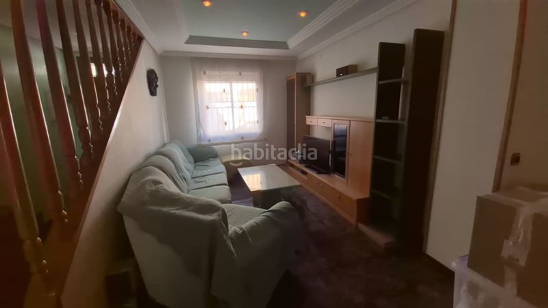 Foto 1393ad3e-c23a-428d-a9b2-7e4d0db0c77e. Casa adossada a Alcantarilla