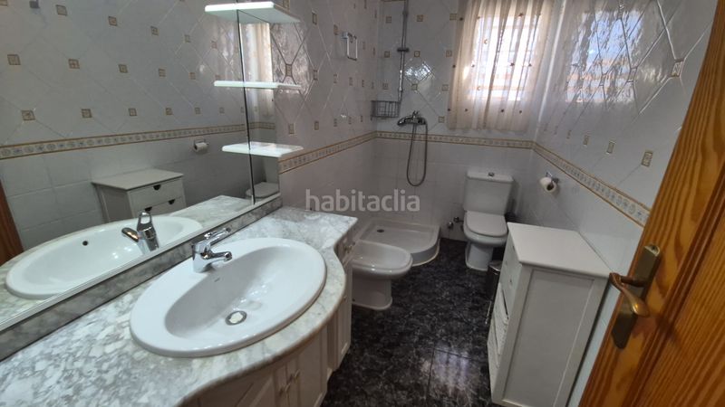 Foto 3daf5d9c-4009-48f4-9220-73130c40f92a. Casa adossada a Alcantarilla