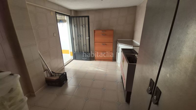 Foto b973ca03-57e4-43d0-a62b-88eacf216703. Casa adossada a Alcantarilla