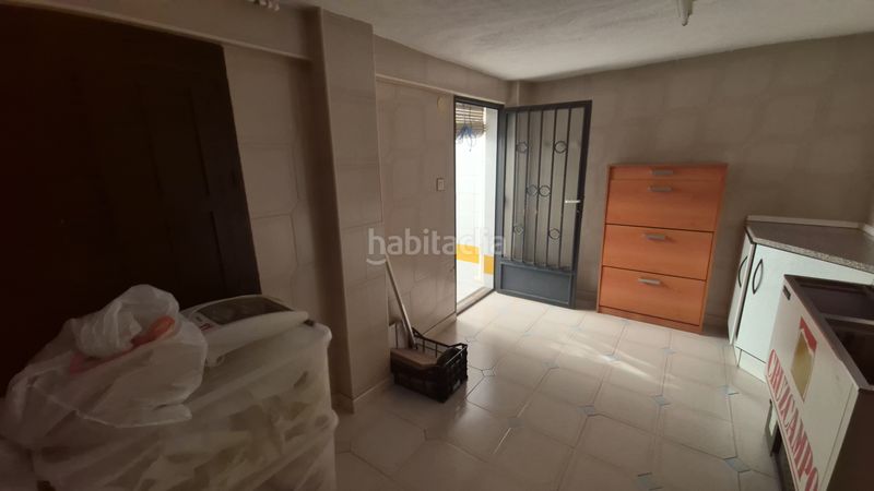 Foto c14f88b1-029f-421d-a40c-383bf541c991. Casa adossada a Alcantarilla