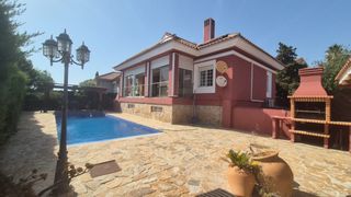Xalet a Altorreal - El Chorrico. Chalet venta altorreal 5 dormitorios esquina piscina privada gar
