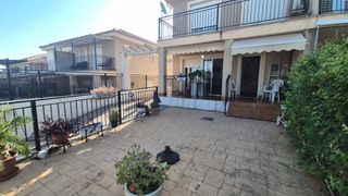 Towny house  Calle cañada escondida
