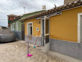 Casa a schiera in Pliego. Encantadora casa pareada en el pueblo de pliego, con carácter hi