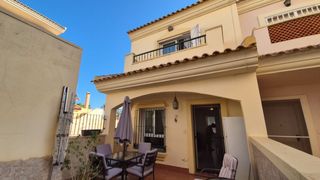Casa adosada  Avenida de roda. Adosado en esquina 3 dormitorios en venta junto a los alcazares