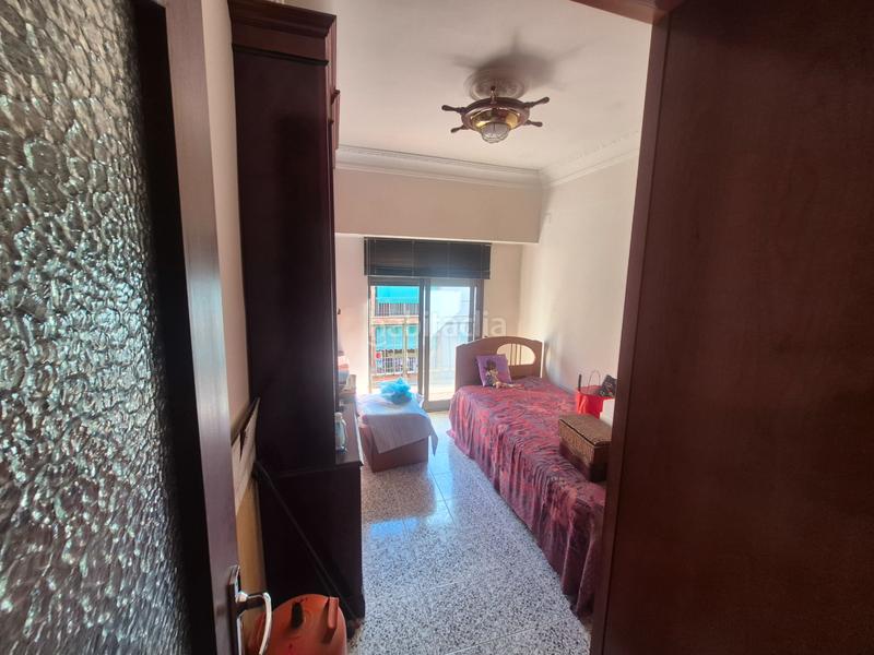 Foto 8c0a966b-93d6-4d7f-95c6-68bfb6fd64bd. Piso buen piso en Torrefiel,85 m2, 3 dormitorios,1 año y 1 aseo,semirreformado, ,4º sin ascensor en Valencia