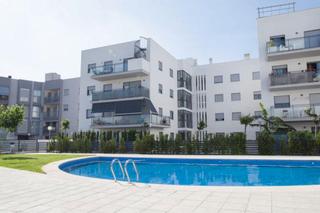 Pis a Carrer puntarró 7. Precioso piso zona residencial,2 dormitorios, baño, terraza de 4