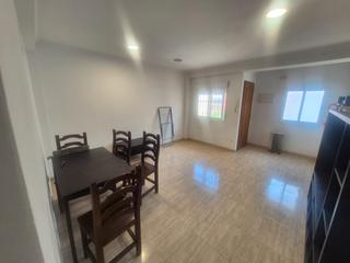 Appartement  Calle maestro palau. Buen piso en el centro de alfara, 85 m2, 3 dormitorios, 1 baño,