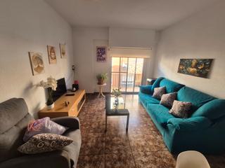 Pis  Carrer de sant miquel. Buen piso  en moncada,95 m2, 3 dormitorios, 1 baño, balcón,ascen