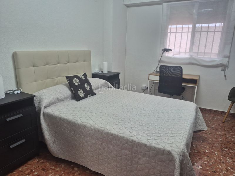Foto 8a2e7c2e-480b-4338-86f0-2e6b75dea49d. Rent flat with heating in Moncada