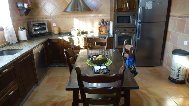 Foto 5f8ca928-0fa1-4921-af09-0b214cb8bd9f. Chalet con camino parcheggio piscina in Centro Puerto de Santa María (El)