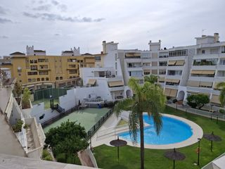 Lloguer Pis a Crevillet. Apartamento de dos dormitorios sin amueblar, reformado, con pisc