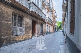 Flat in Alameda - Mentidero - Teatro Falla. Piso planta baja 2 dormitorios zona san antonio cádiz