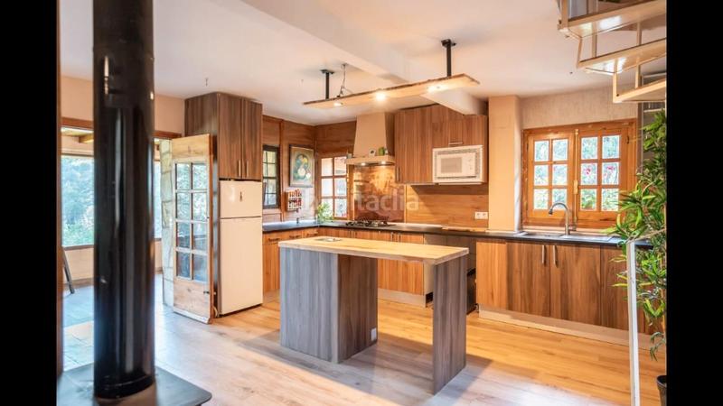 Foto 13192fd0-6aeb-4cf8-bc04-85edefe7b8d1. Mas dans camino del ferrocarril 8 dans San Martín de Valdeiglesias