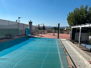 Casa aparellada  Calle albacete 11. Expectacular chalet en venta en calalberche