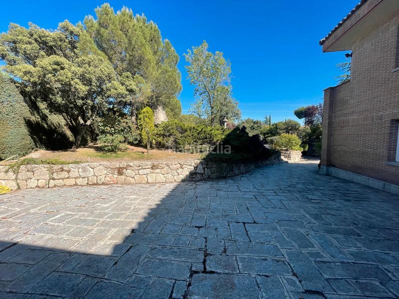 Foto 35bae79d-694a-4038-adc4-da79ce112fef. Casa amb xemeneia calefacció aparcament piscina a Torrelodones