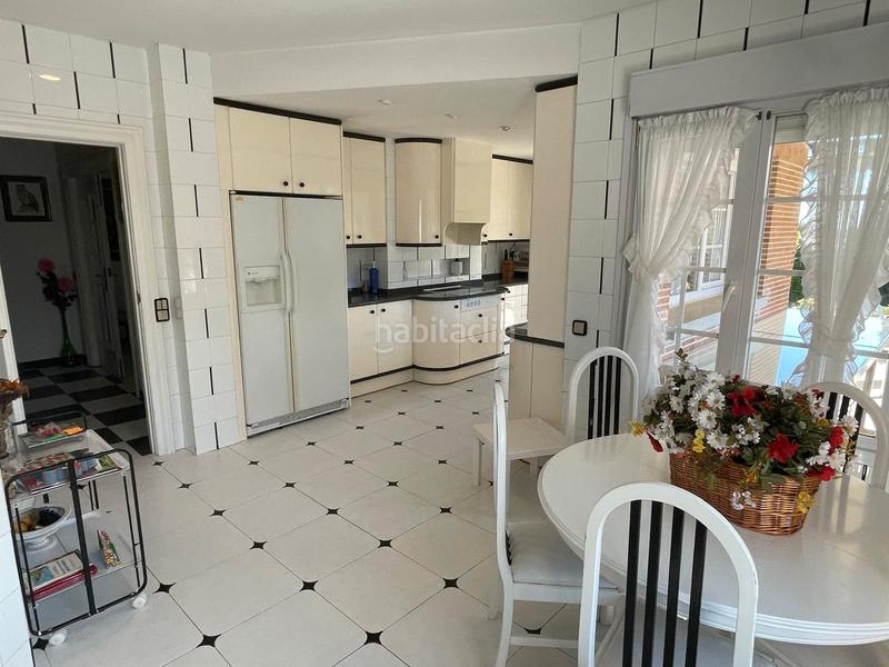 Foto 562834da-c4fb-49ca-a5bf-1ce4deca6104. Casa amb xemeneia calefacció aparcament piscina a Torrelodones