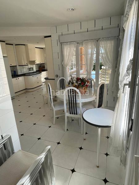 Foto 5e01185c-5d82-49ab-875d-665d0a4259ec. Casa amb xemeneia calefacció aparcament piscina a Torrelodones