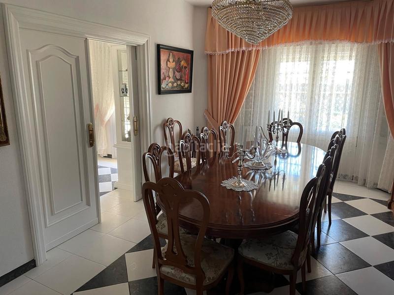 Foto 8656df2c-6bff-4d8e-af30-8f4fb54ba2de. Casa amb xemeneia calefacció aparcament piscina a Torrelodones