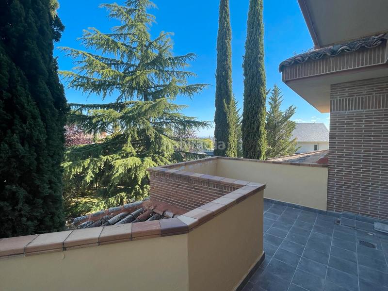 Foto c4701c09-b3e8-4193-a8c9-51d8f10001c4. Casa amb xemeneia calefacció aparcament piscina a Torrelodones