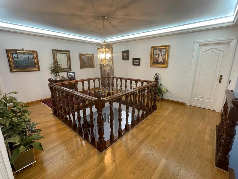 Foto e1c94691-20a0-4c4e-92e2-b5561c0e8ad8. Casa amb xemeneia calefacció aparcament piscina a Torrelodones