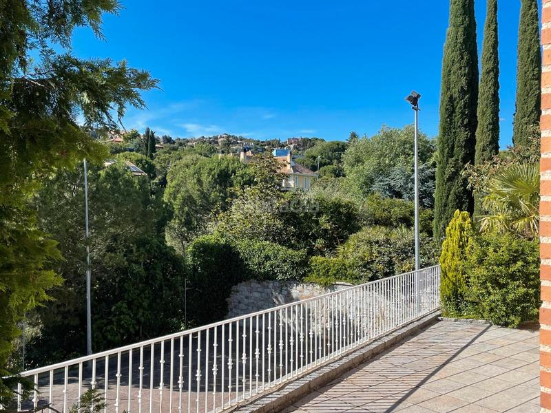 Foto ee6dbf32-7295-4c21-b956-28ed6577a9ac. Casa amb xemeneia calefacció aparcament piscina a Torrelodones