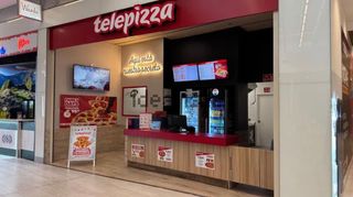 Miete Geschäftsraum in Calle de mondragón 3. Espectacular traspaso de franquicia telepizza en el centro comer
