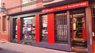 Location Local commercial à Calle de prado jerez 9. Impresionante local en navacerrada
