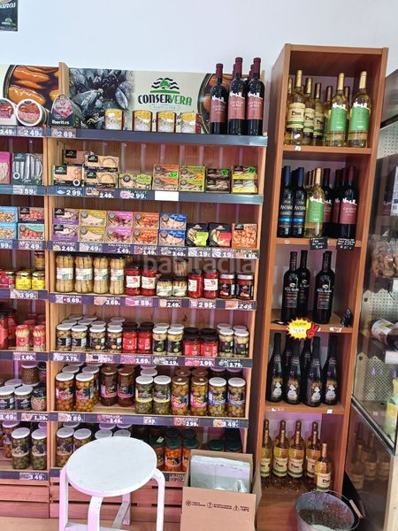 Foto 460d827c-8ae1-4aab-a953-d8454ec8899d. Alquiler local comercial en calle quejigo 12 oportunidad unica traspaso de carniceria en Quijorna