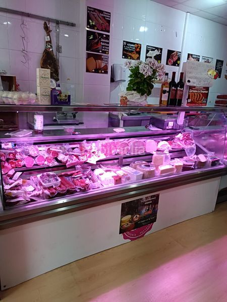 Foto 85e98ba7-75fe-4b7e-8fb1-1c99d601cbe7. Alquiler local comercial en calle quejigo 12 oportunidad unica traspaso de carniceria en Quijorna