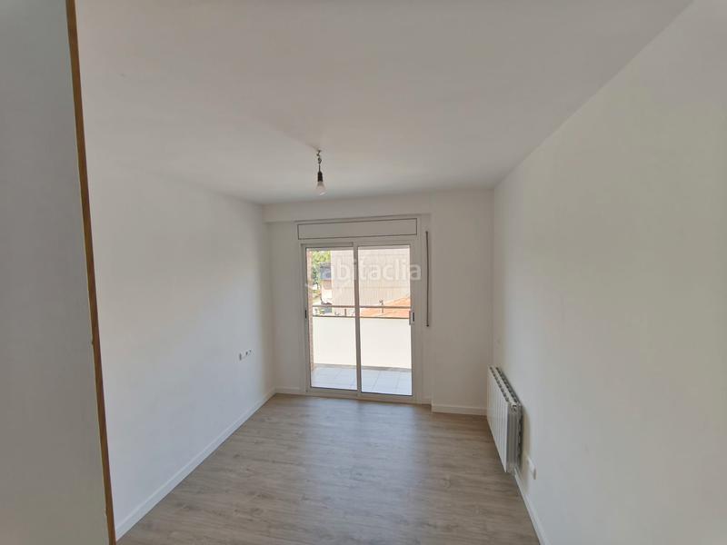 Foto 0c6b490d-efef-4253-bc0e-e3063e12b038. Piso en carrer de salmerón 164 a estrenar excelente ubicación en Terrassa