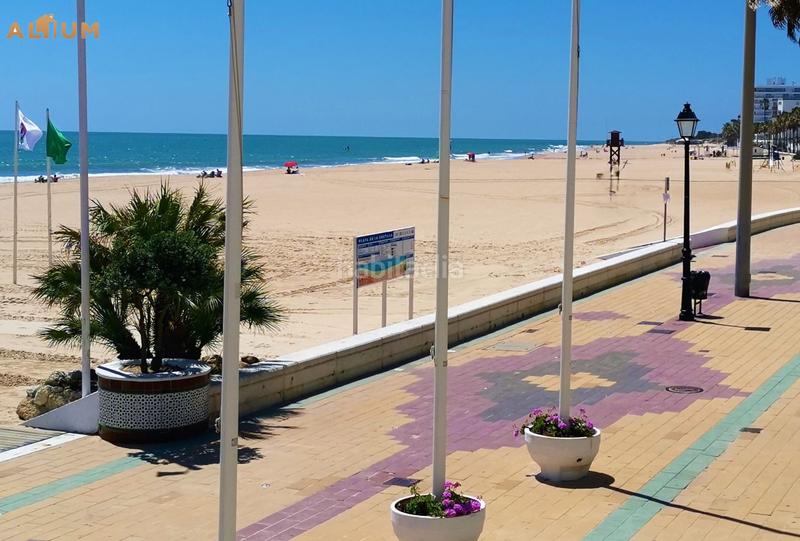 Foto fa809255-52a6-4b56-aa71-36c4d5cd0f9b. Piso  en venta en costilla, 3 dormitorios. en Rota