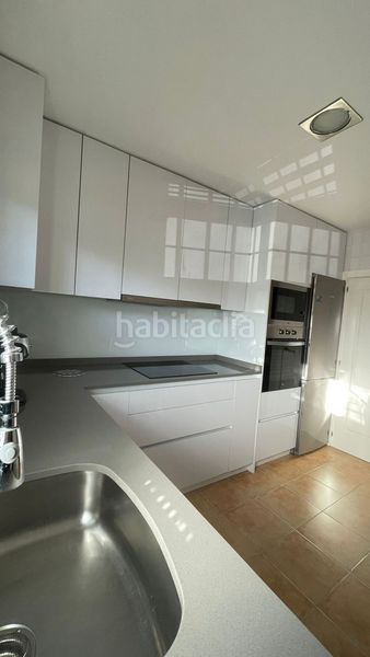 Foto cdae1f6b-6c56-4e10-9157-6b369af0ec71. Casa amb aparcament piscina a Arco Norte - Avda España Dos Hermanas