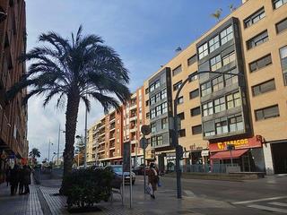 Local Comercial a Ausias March. Local avda. orxata alboraya