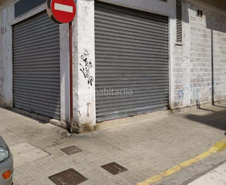 Foto 2885688b-d303-4dc2-b6e8-4976de010332. Alquiler local comercial local a dos calles en Ausias March Alboraya