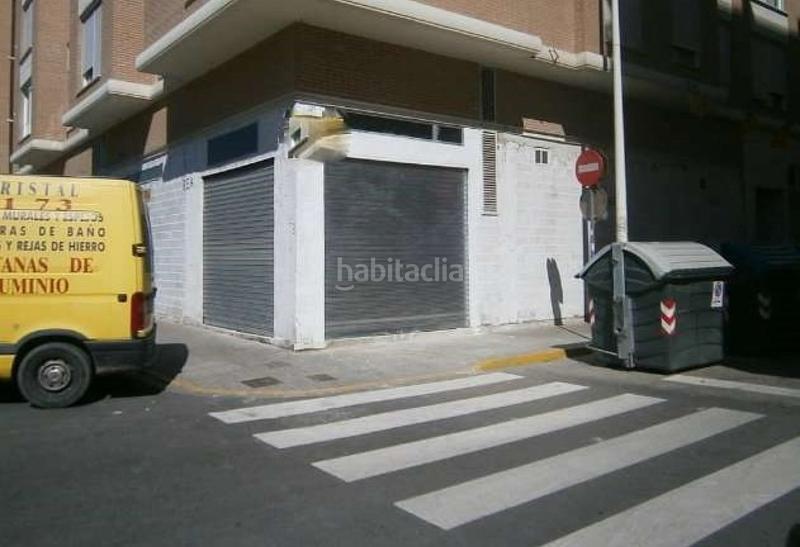 Foto 7108410c-1ba4-4e00-b585-e800ff9a20da. Alquiler local comercial local a dos calles en Ausias March Alboraya