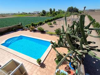 Masía en Saboya. Espectacular casa de huerta independiente con piscina, terreno p