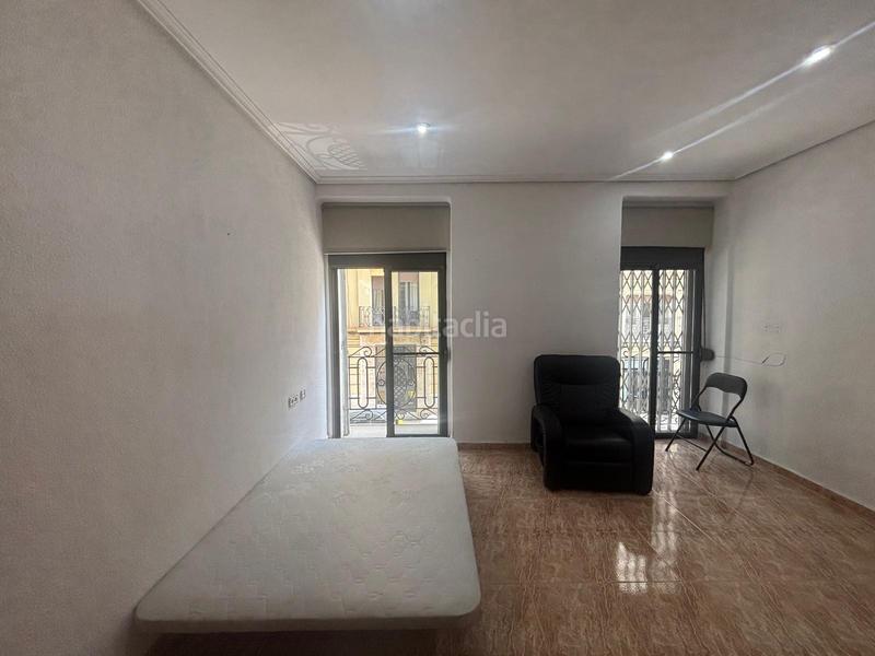 Foto 1b2d5395-a88c-4b44-aeba-3a5d381f946b. Miete etagenwohnung in Russafa Valencia