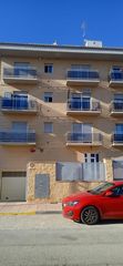 Pis a Museros. Vivienda seminueva con plaza de garaje  en la la mejor zona de m
